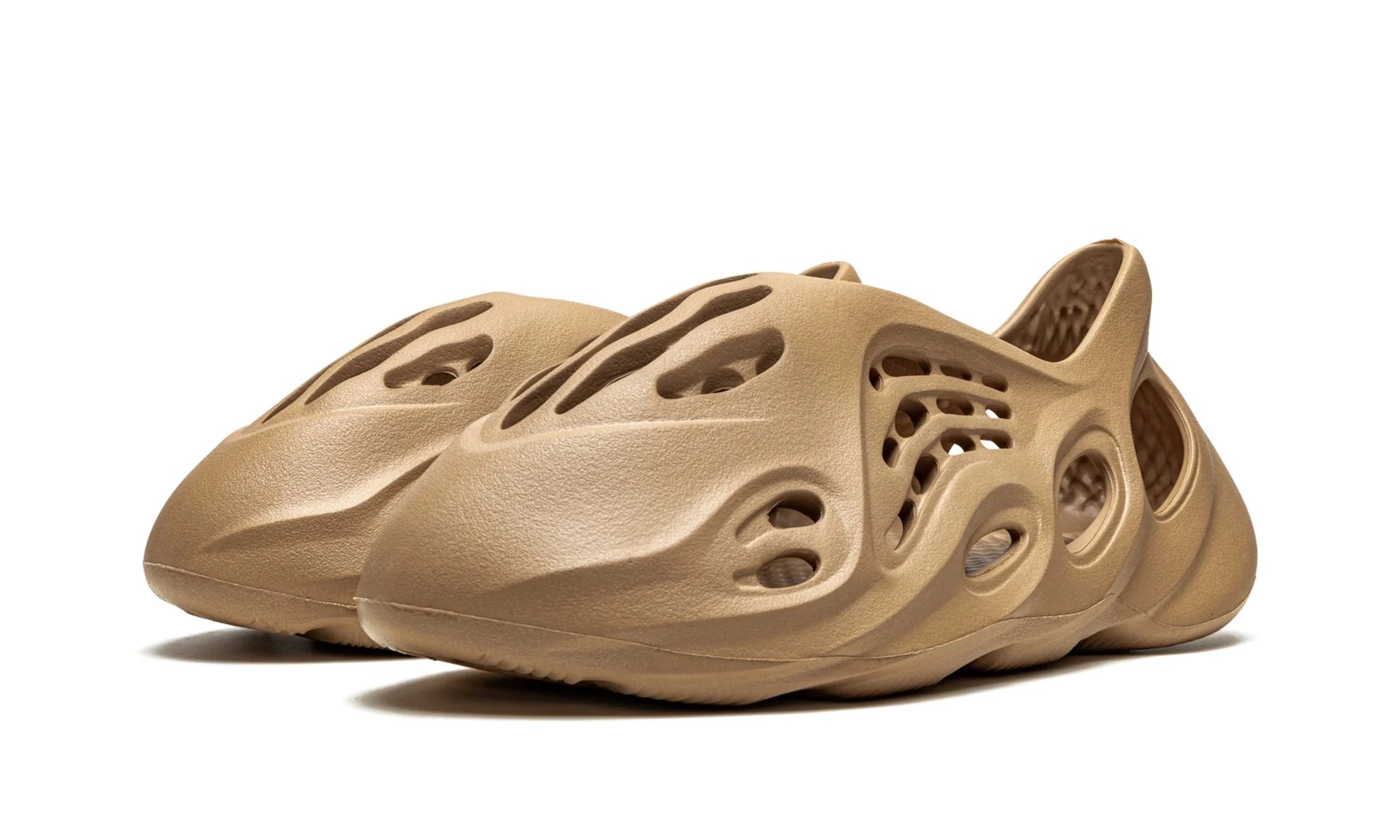 adidas Yeezy Foam RNR Clay Taupe