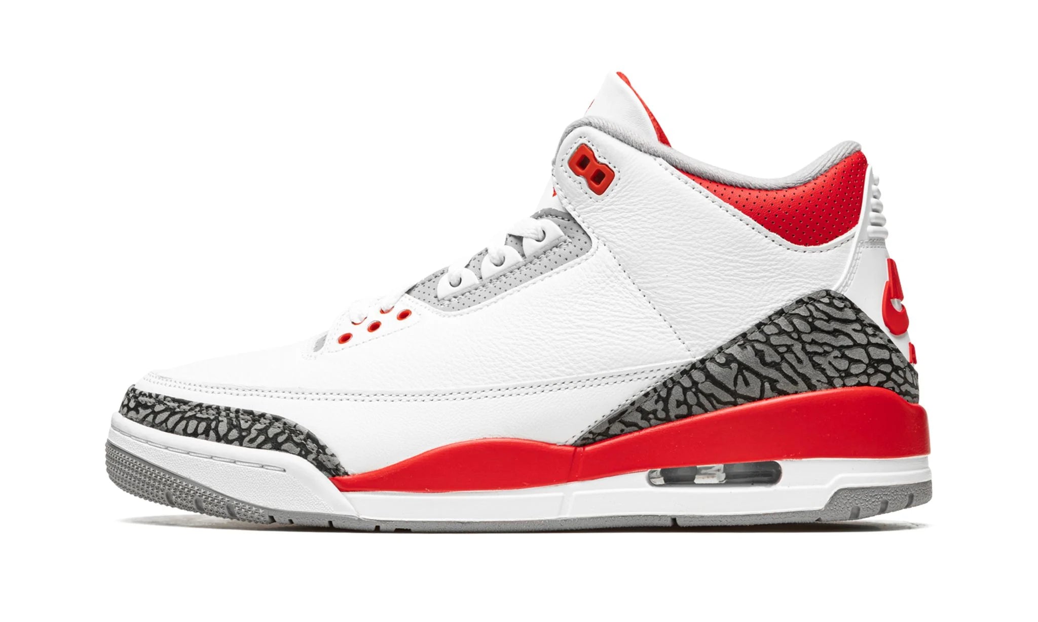 Nike Air Jordan 3 OG Fire Red (2022)